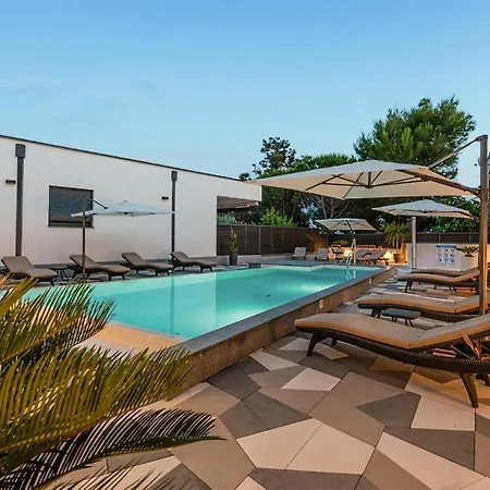 Apartament Cozy In With Kitchen Privlaka (Zadar)